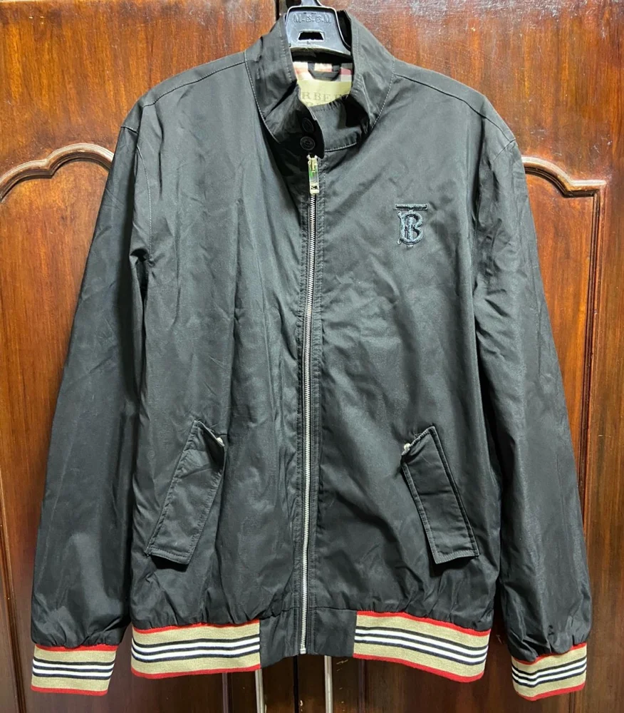 Burberry جواكت