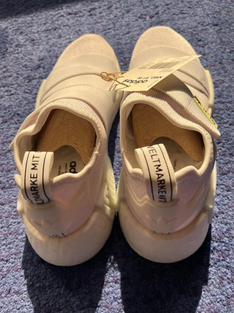 adidas Sneakers, size 37.5, photo 3