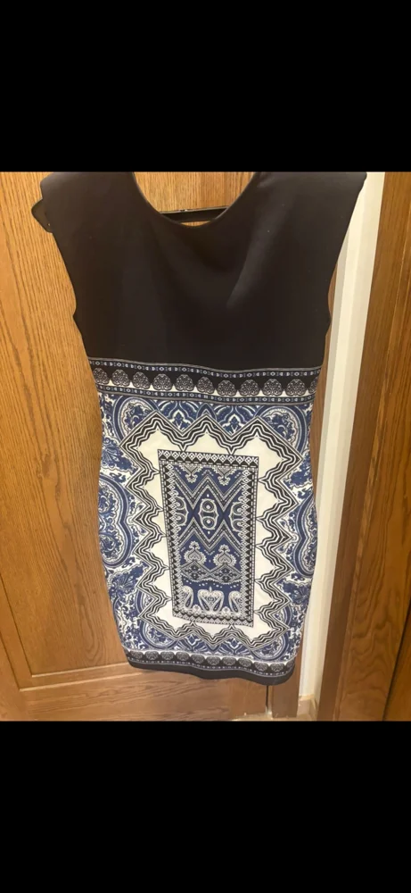 Midi Dresses
