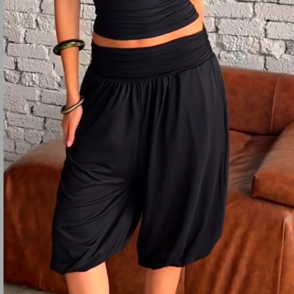 Local Capris