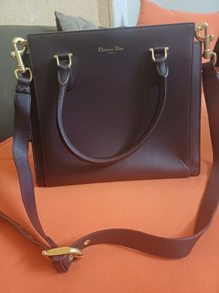 Dior شنط كتف