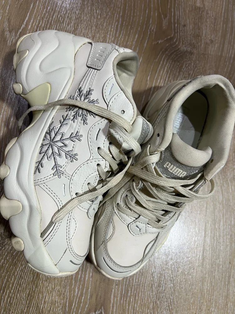 Puma Lace-ups
