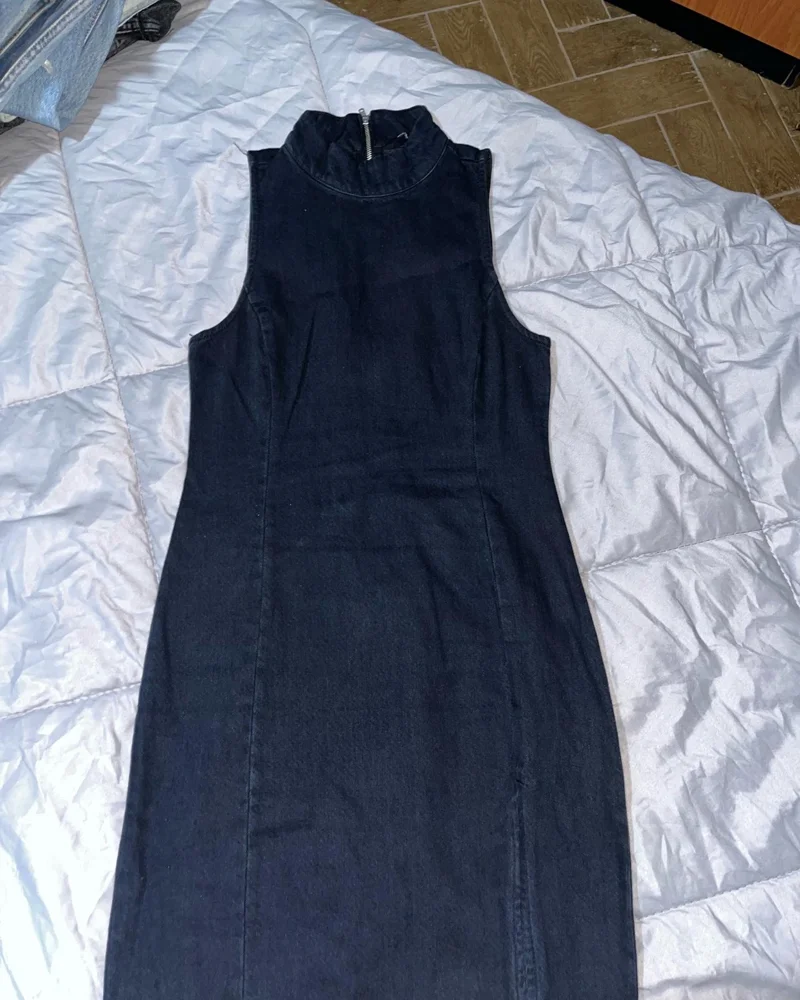 Zara فساتين طويلة