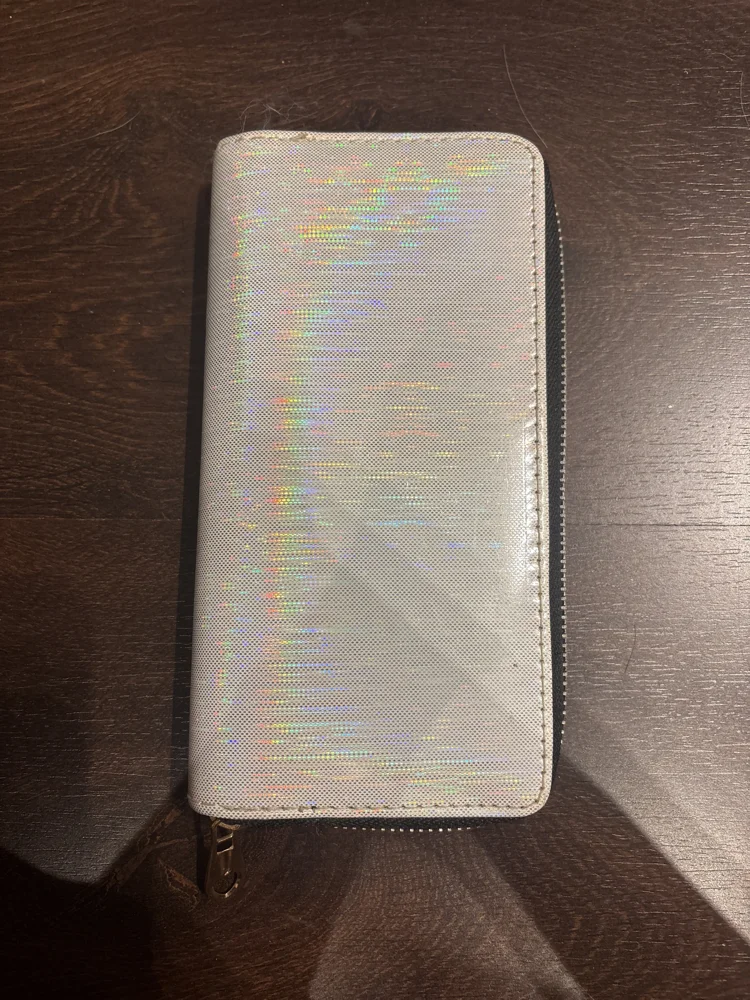 Clutches & Evening Bags