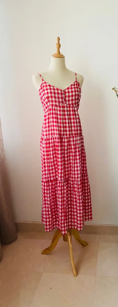 Max Midi Dresses