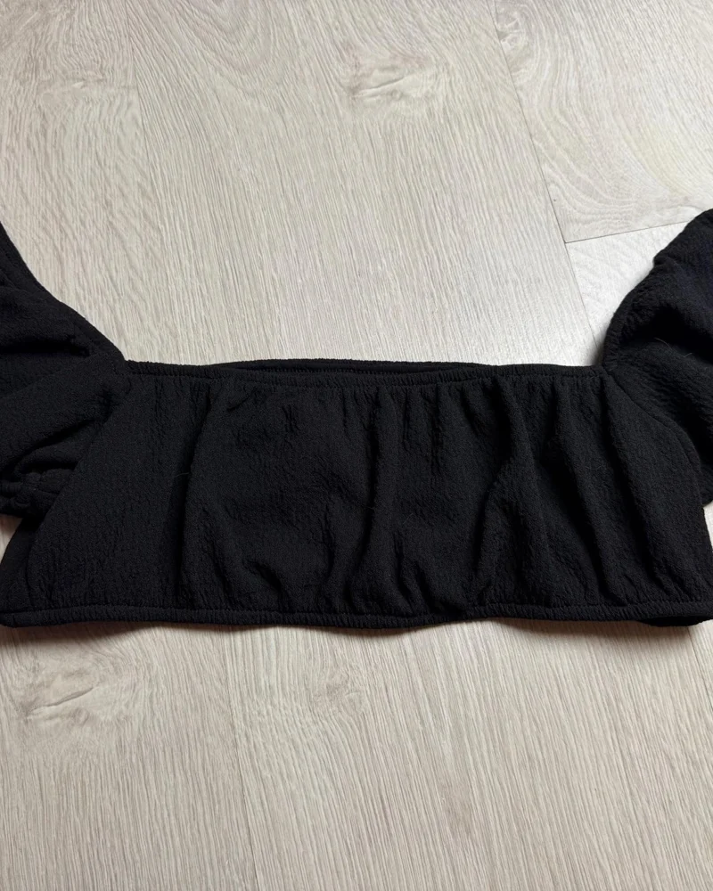 H&M Divided Crop Tops