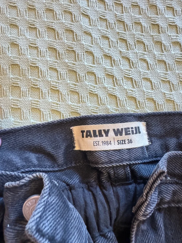Tally Weijl جيبات، حالة جيدة جداً، مقاس M / 38 / 10، صورة 3