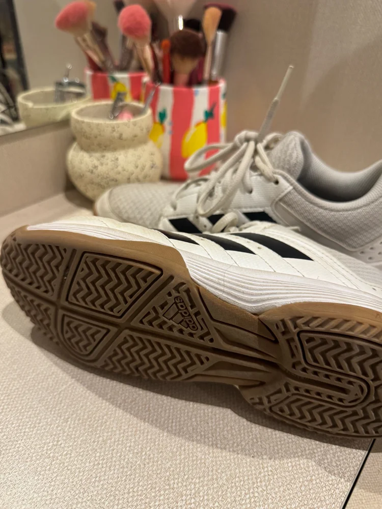 adidas Sneakers, Good, size 36.5, photo 2