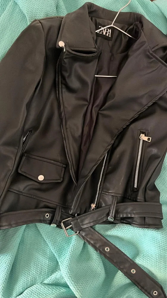 Zara Jackets, size One size