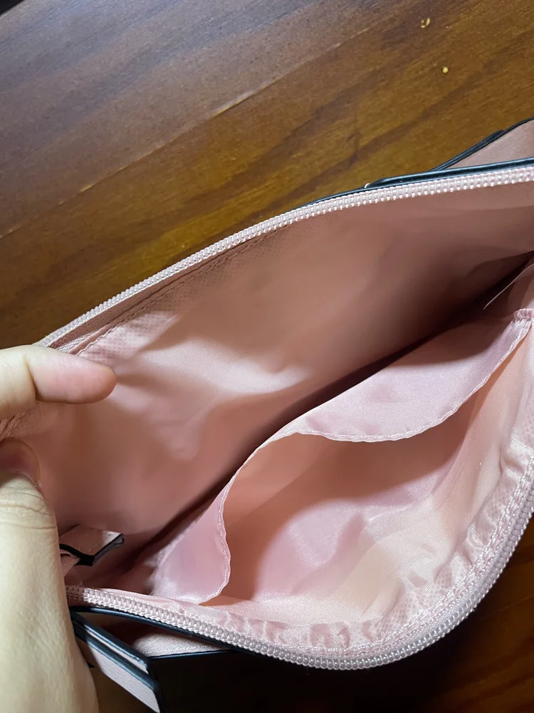 GUESS Mini Bags, New with tags, photo 4
