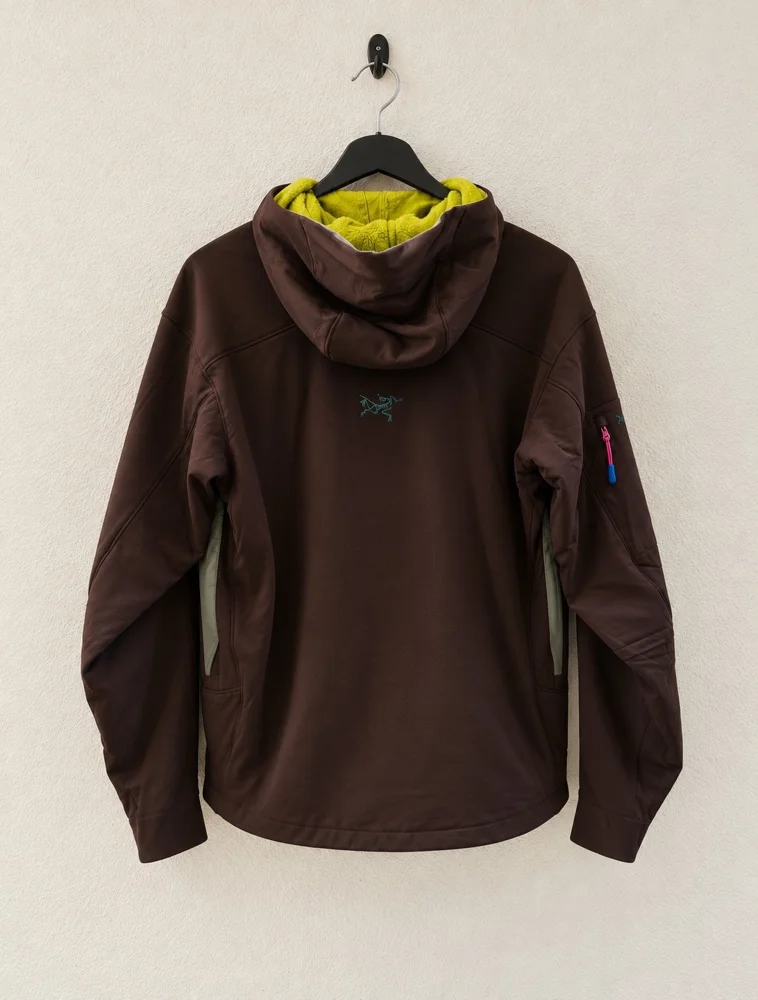 Arc'teryx Jackets, size M