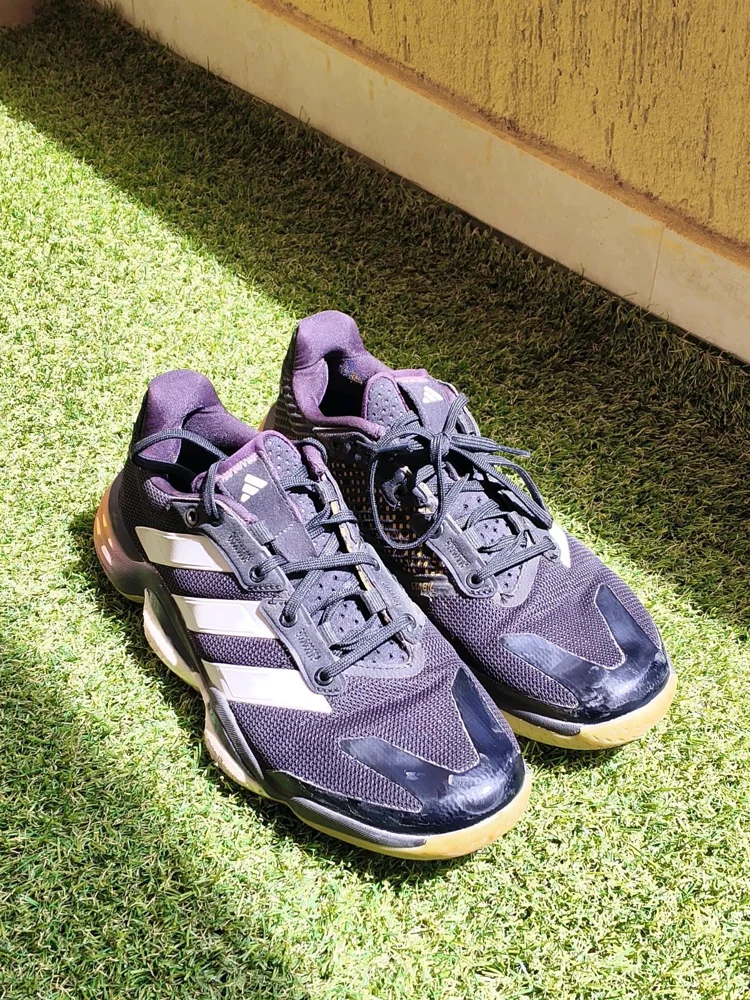 adidas سنيكرز