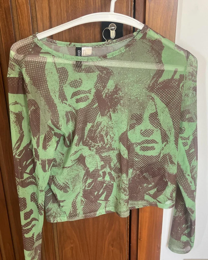 H&M T-shirts