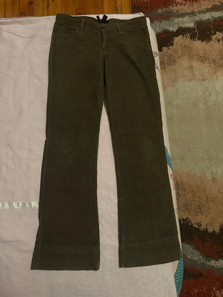 Zara چينز