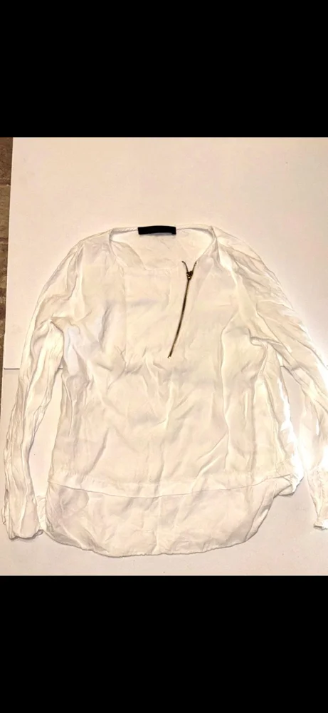Zara قمصان