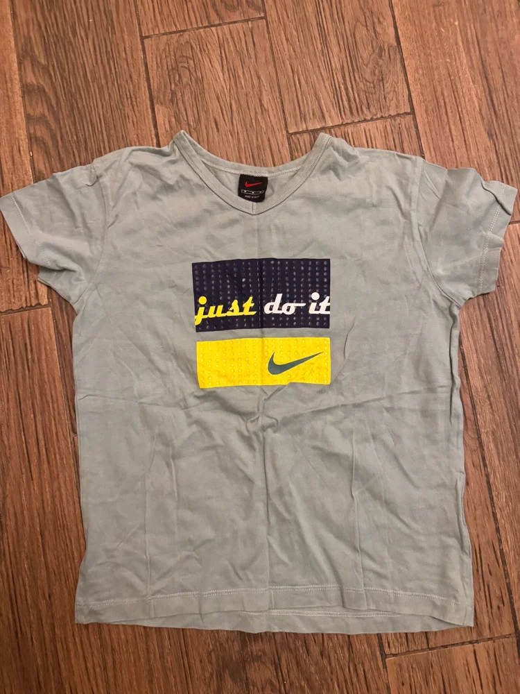 Nike T-shirts