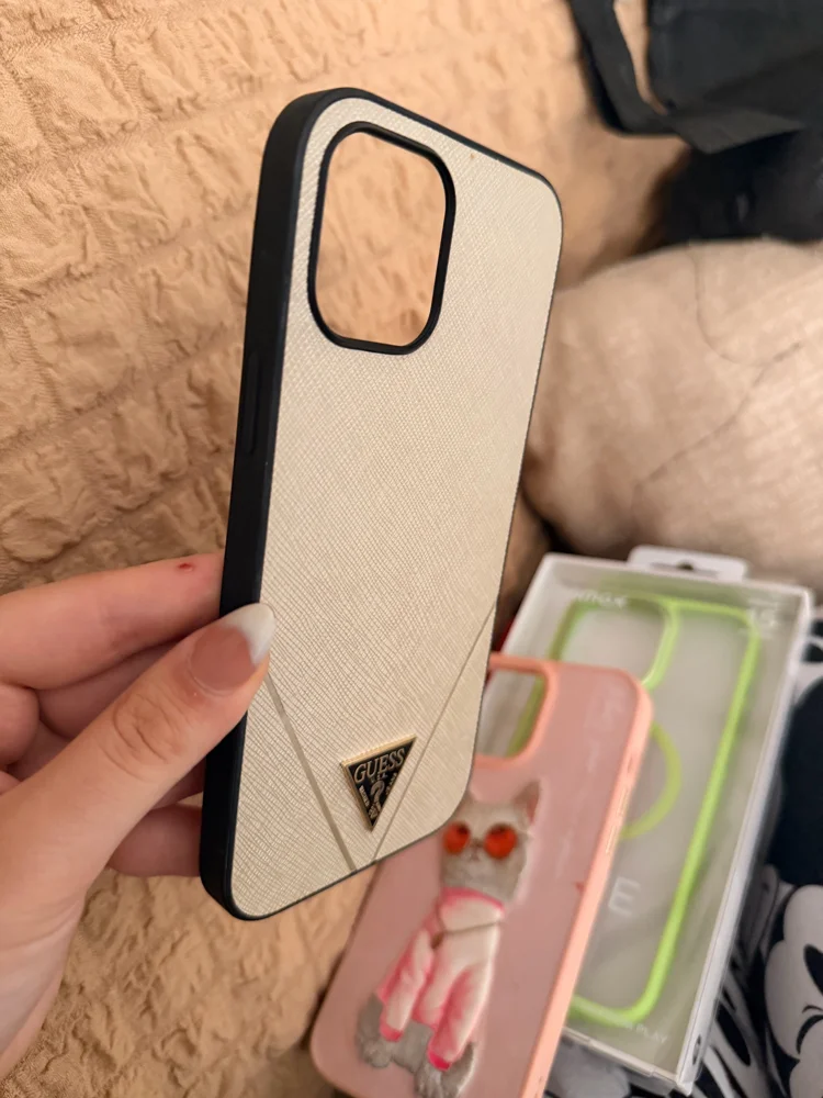 GUESS Phone Cases, New with tags, size S / 36 / 8, photo 6