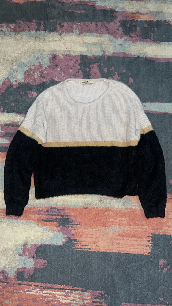 Sweaters & Pullovers