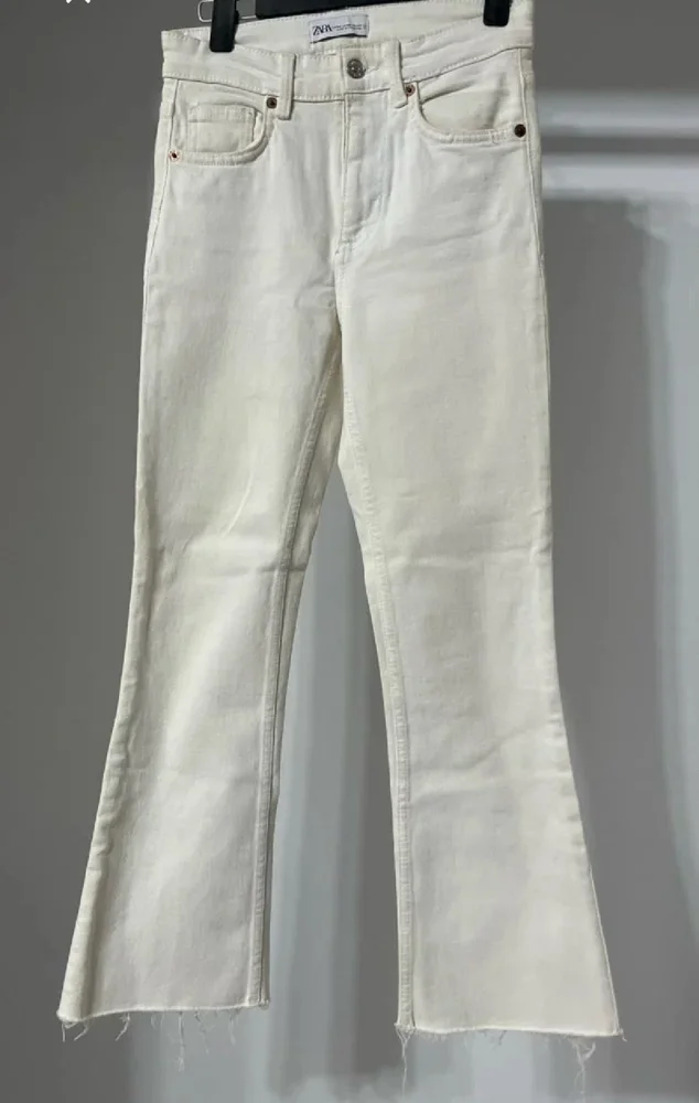 Zara Jeans