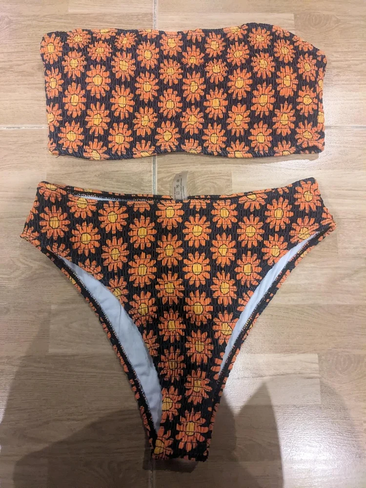 Primark بيكيني