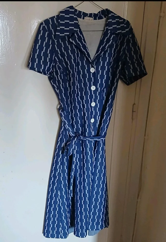 Midi Dresses