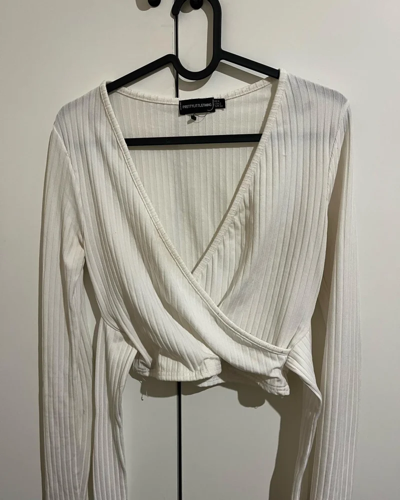 PrettyLittleThing Blouses