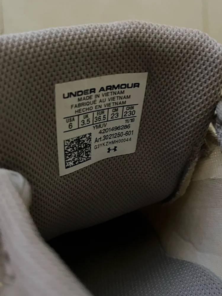 Under Armour Sneakers, size 36.5, photo 2