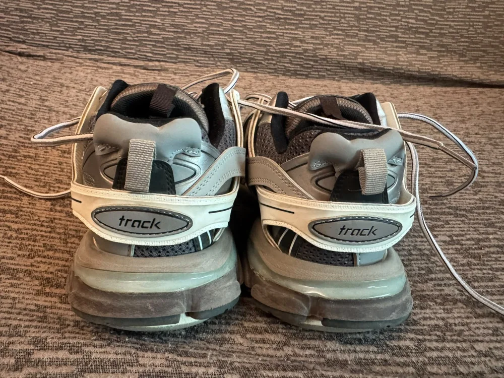Balenciaga Sneakers, size 42, photo 5