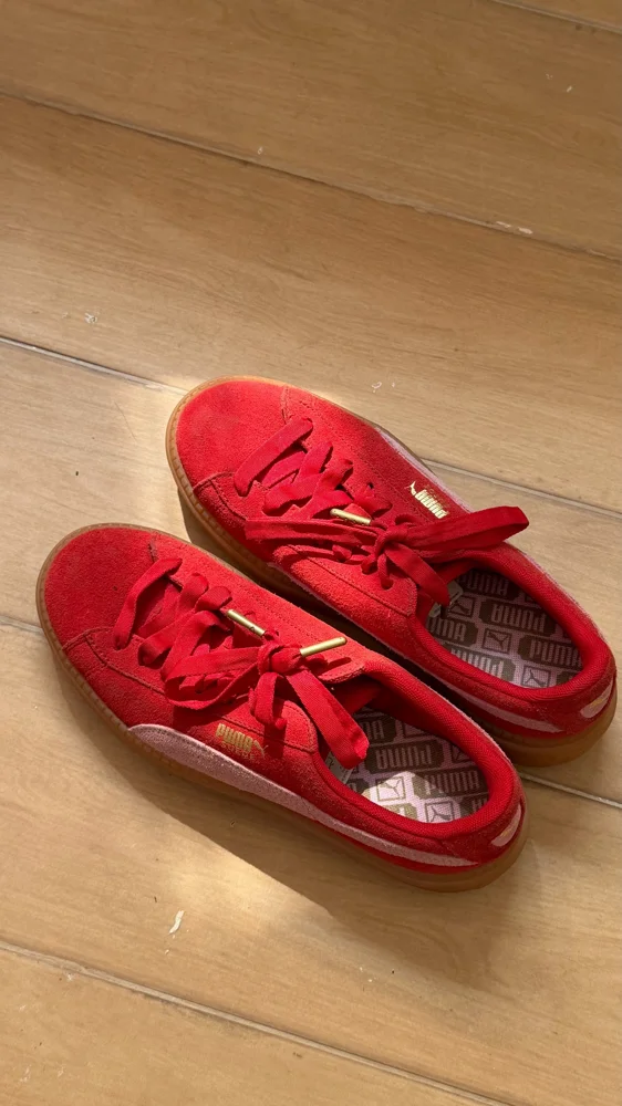 Puma Sneakers