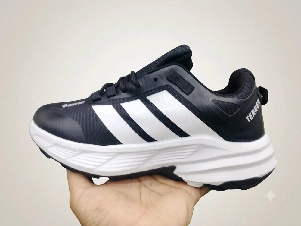 adidas Sneakers, New with tags, photo 4