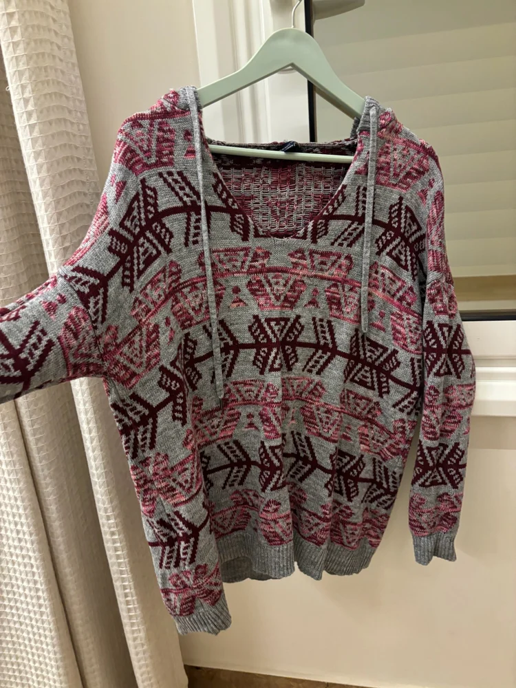 American Eagle سويترات وبلوفرات، حالة ممتازة، مقاس S / 36 / 8، صورة 3
