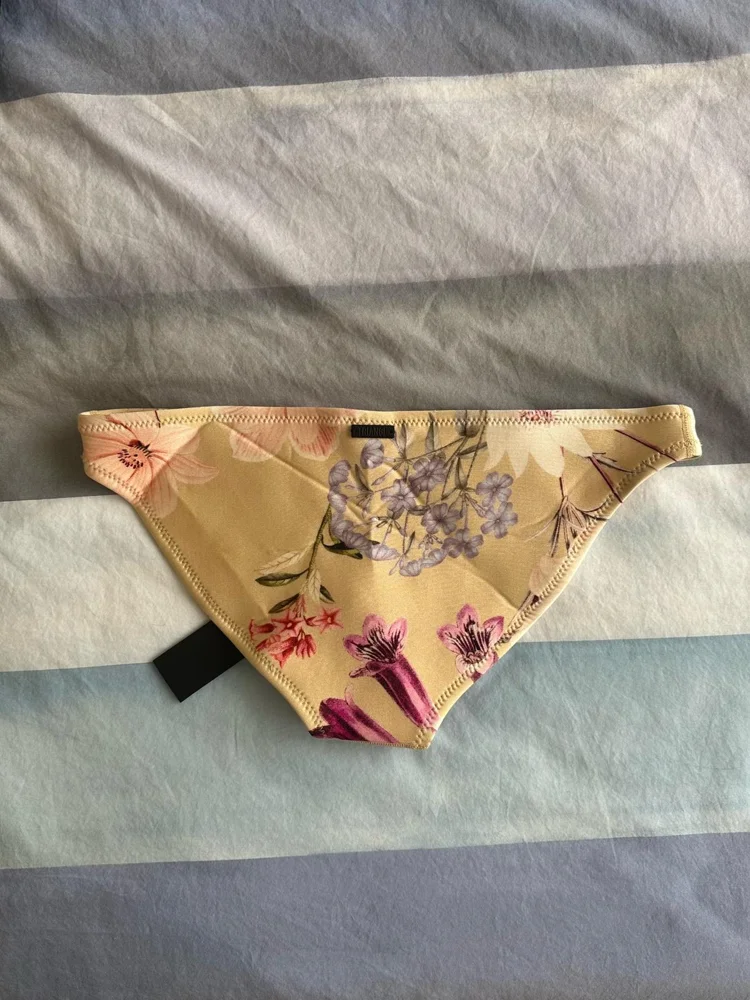 Triangl Bikini