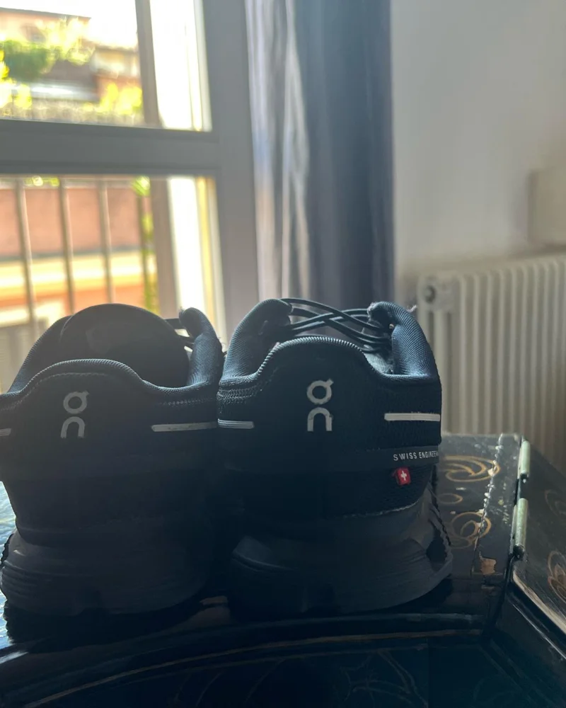 Sneakers, size 39, photo 3