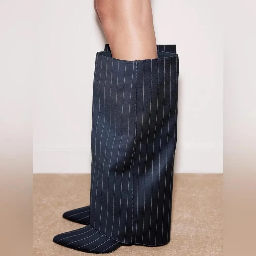 Zara أحذية