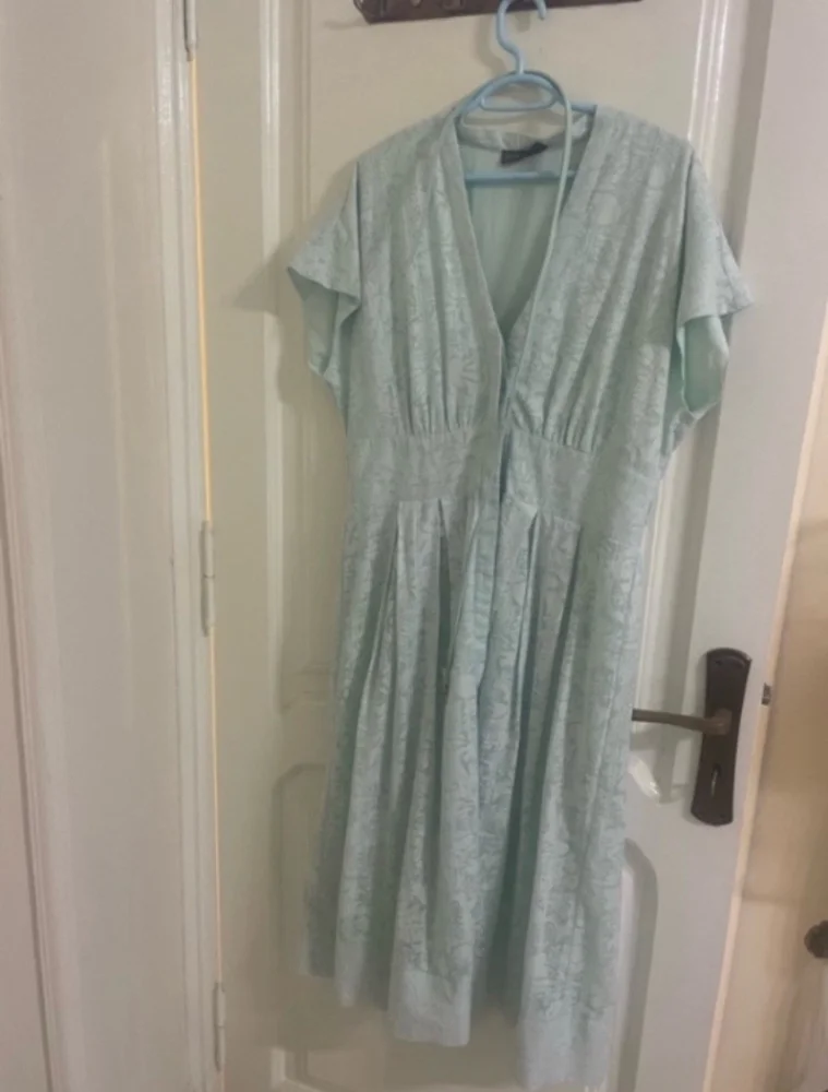 femi9 Midi Dresses