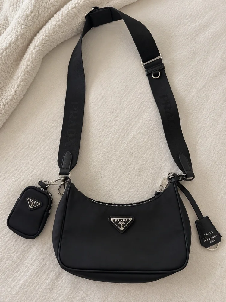 Prada شنط كروس