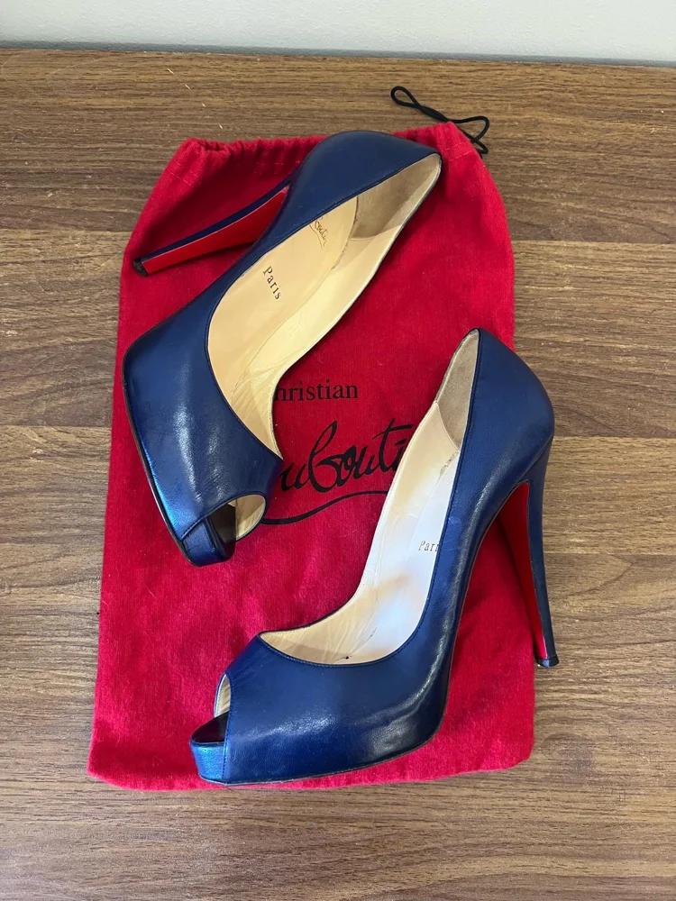 Christian Louboutin Pumps