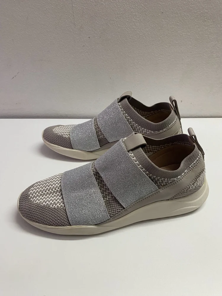 K by Clarks Sneakers, Good, size 40, photo 2