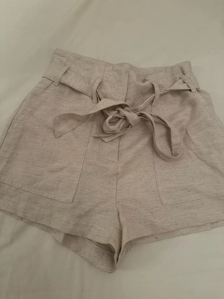 H&M شورتات