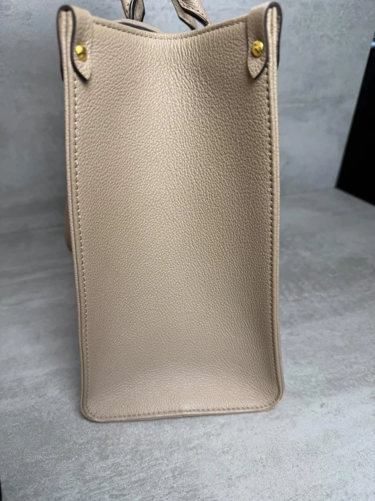 Louis Vuitton Tote Bags, New with tags, photo 3