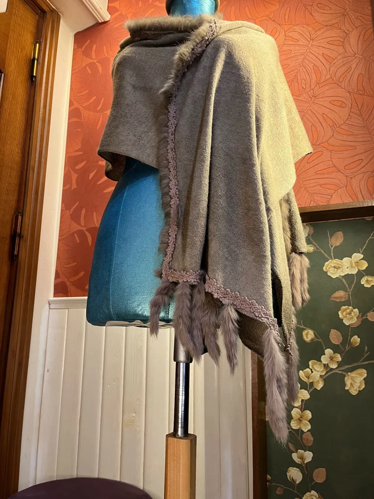 Scarves & Shawls, Very good, photo 6