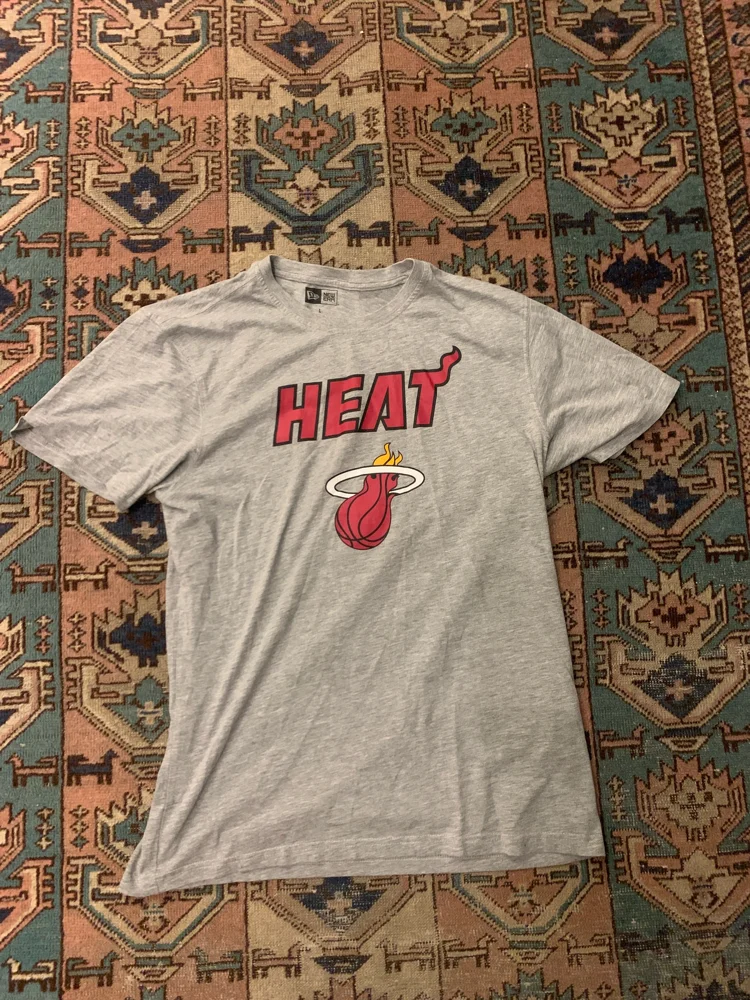 New Era T-shirts