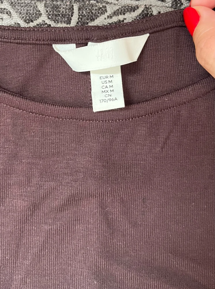 H&M T-shirts, size M / 38 / 10, photo 3