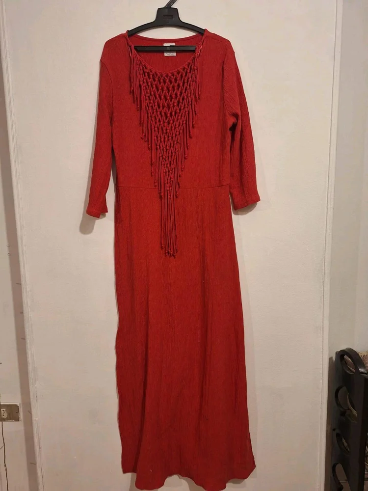 Zara فساتين طويلة