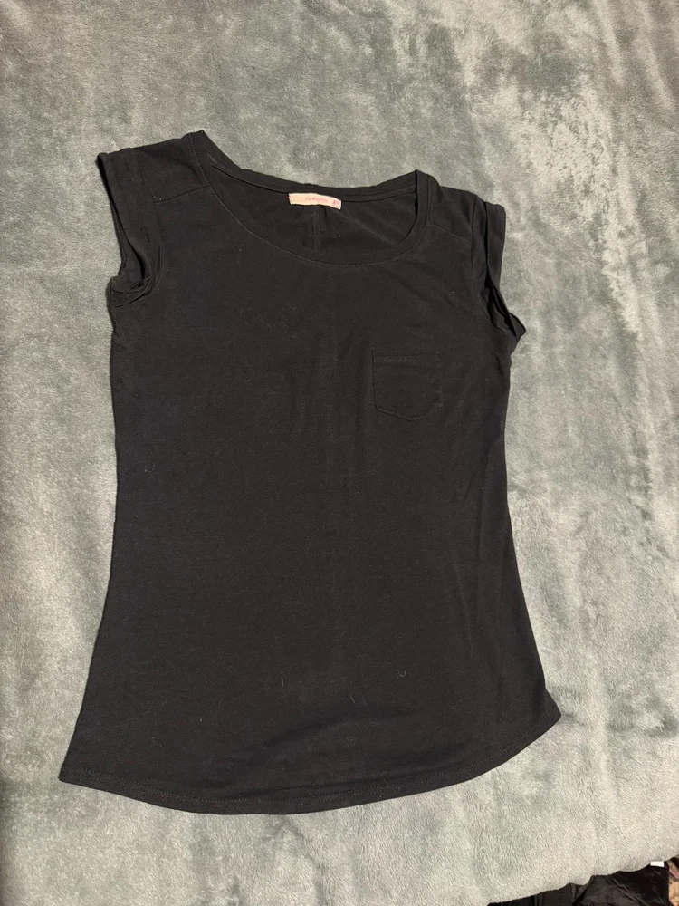 Bershka تيشيرتات