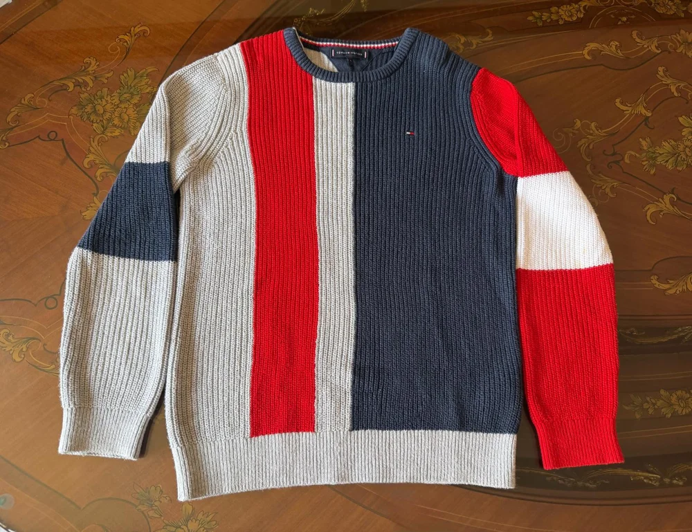 Tommy Hilfiger Sweaters