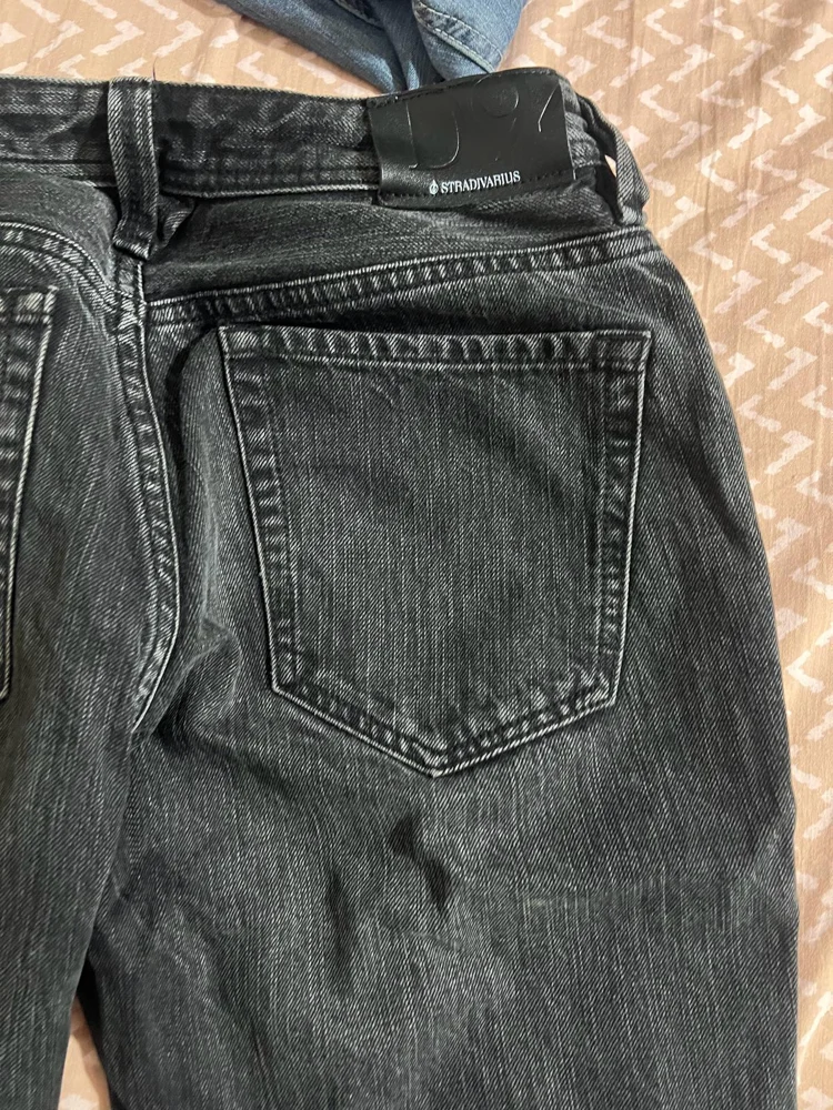 Stradivarius چينز