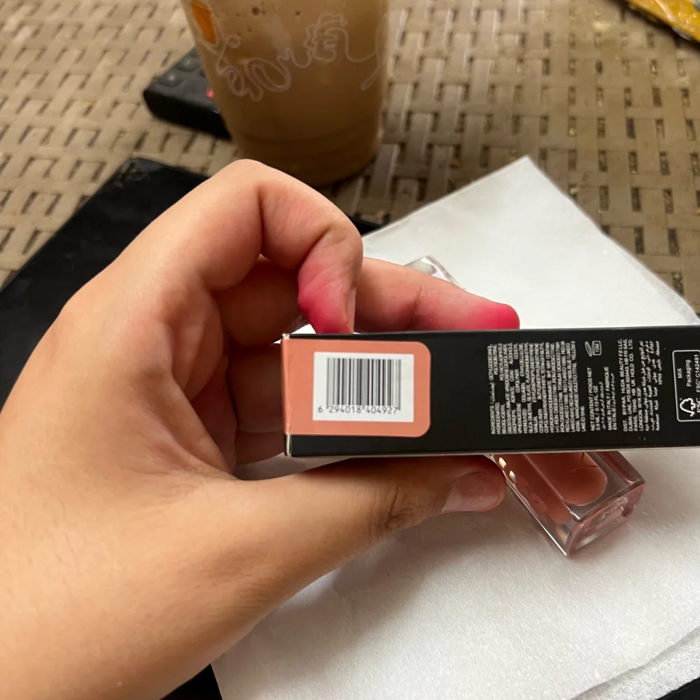 Huda Beauty Lips, New with tags, photo 2