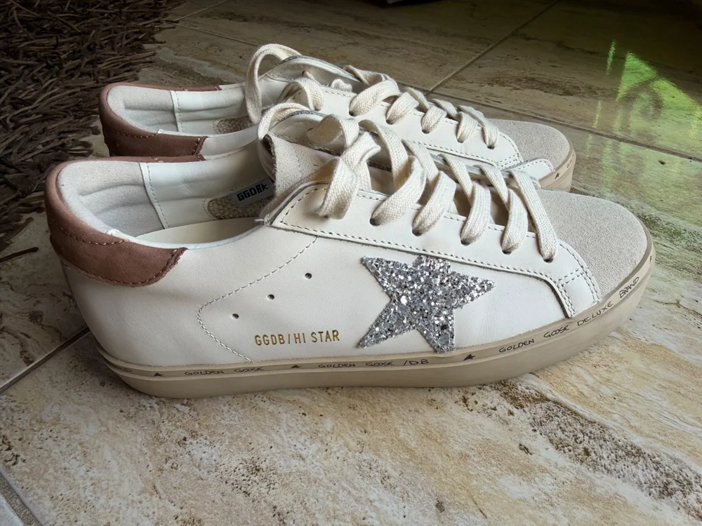 Golden Goose Sneakers, Excellent, size 39, photo 2