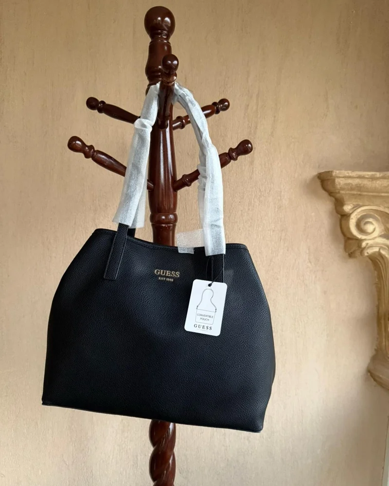 GUESS Shoulder Bag